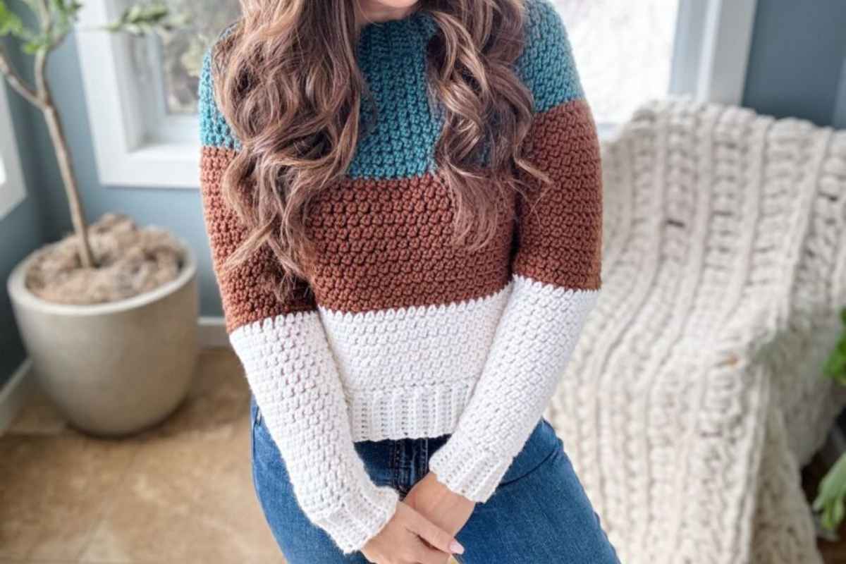 Black Mix Fabric Crochet Accent Easy Pullover main image 1